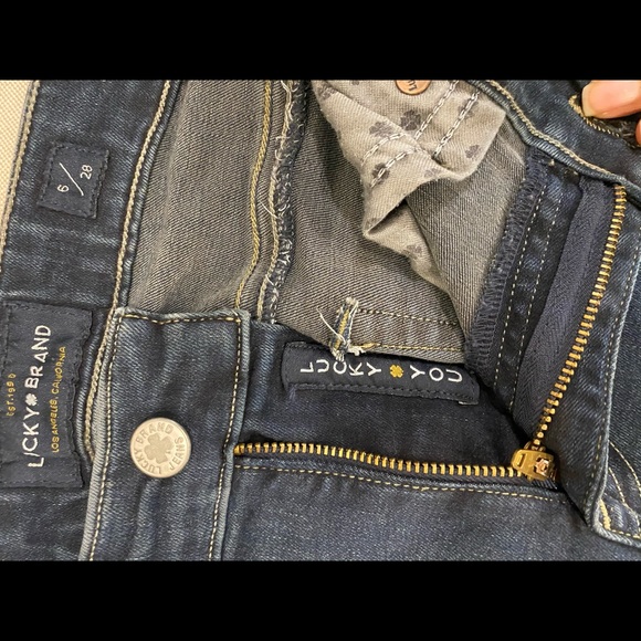 Lucky Brand size 6 skinny jeans - Picture 2 of 2